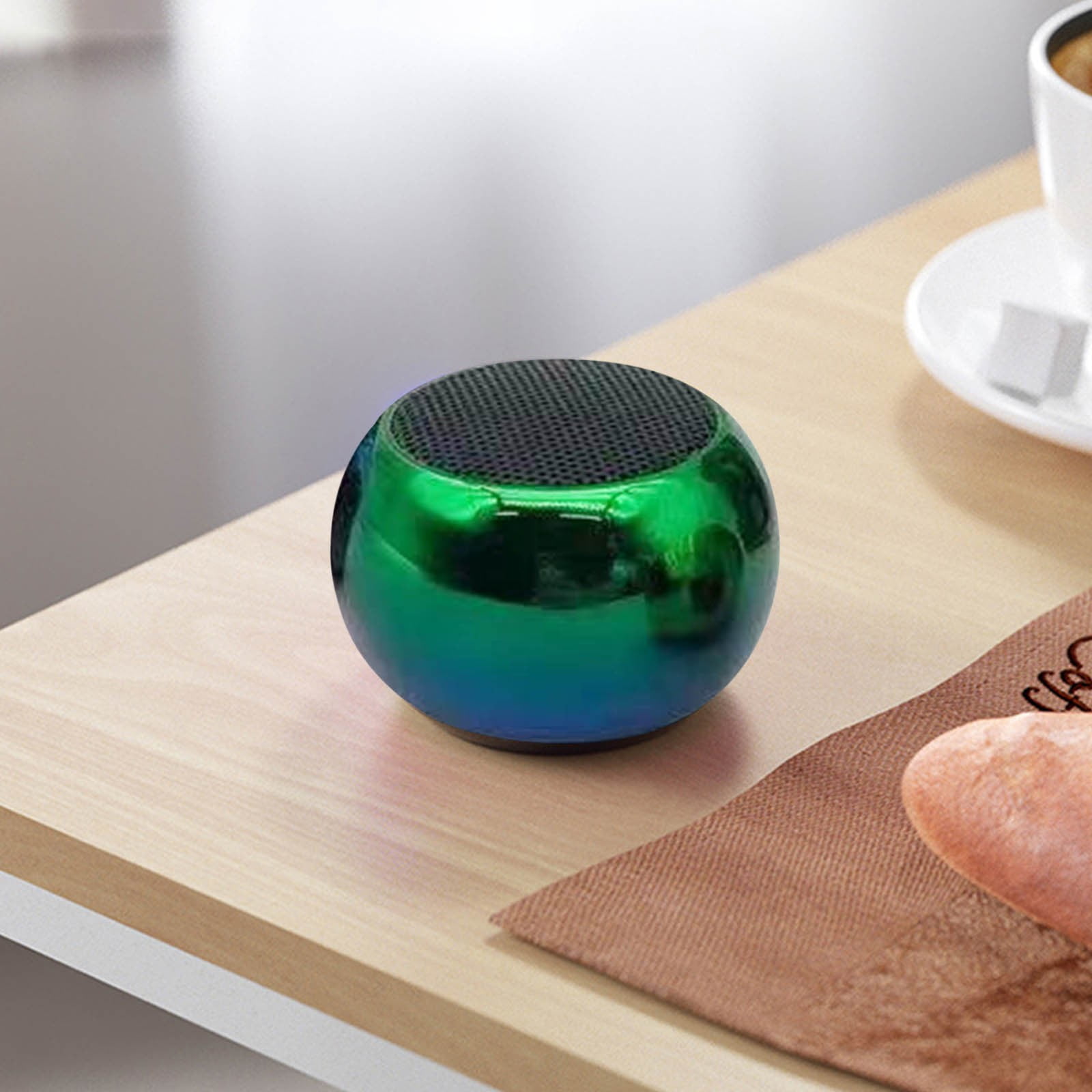Portable Speaker ,Bluetooth Speaker, Portable Bluetooth Speakers Wireless With Bass HD Stereo Sound For Home Outdoors Travel