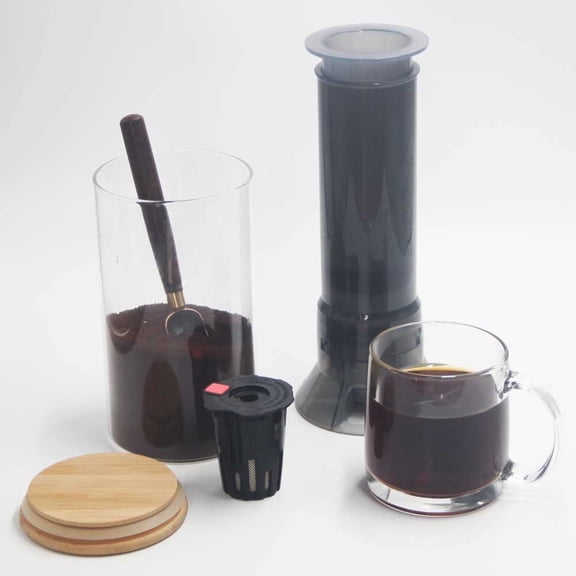 Portable Travel Coffee Maker Press, Camping Coffee Press, Travel K Cup Coffee Maker - Instantly Makes Delicious Coffee, Compatible with K Cups and Ground Coffee, 4~12 OZ One Shot