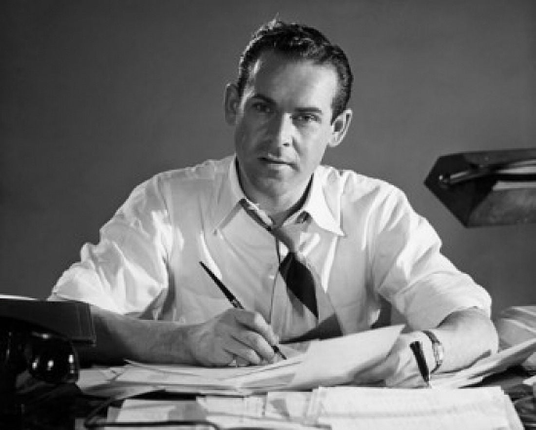 Portrait of a businessman doing paperwork Canvas Art - (18 x 24)