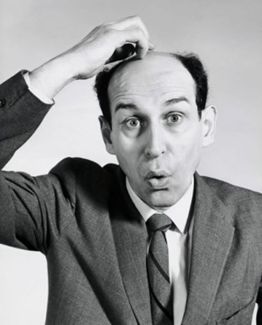 Portrait of a businessman looking confused Canvas Art - (18 x 24)