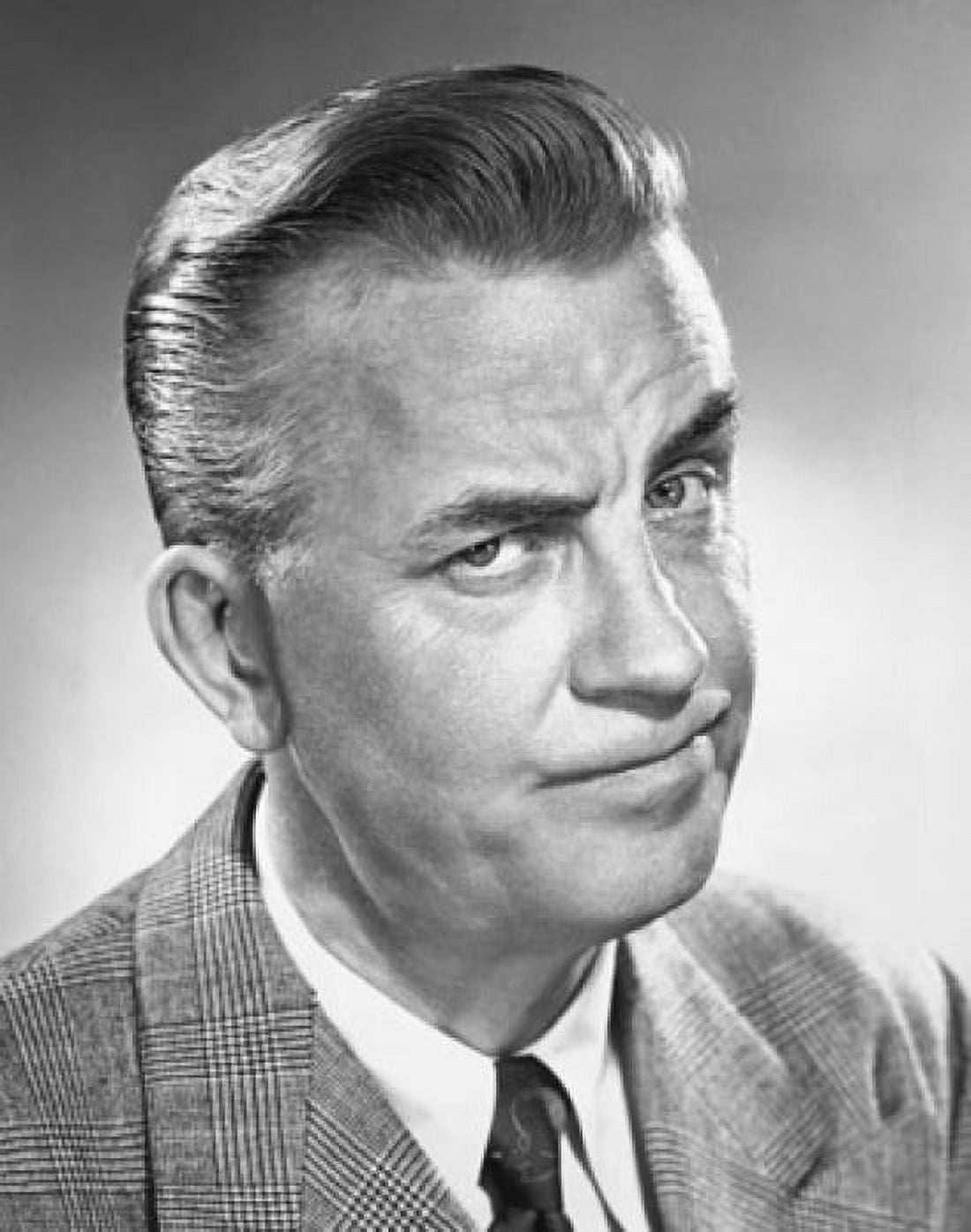 Portrait of a businessman looking serious Canvas Art - (24 x 36)