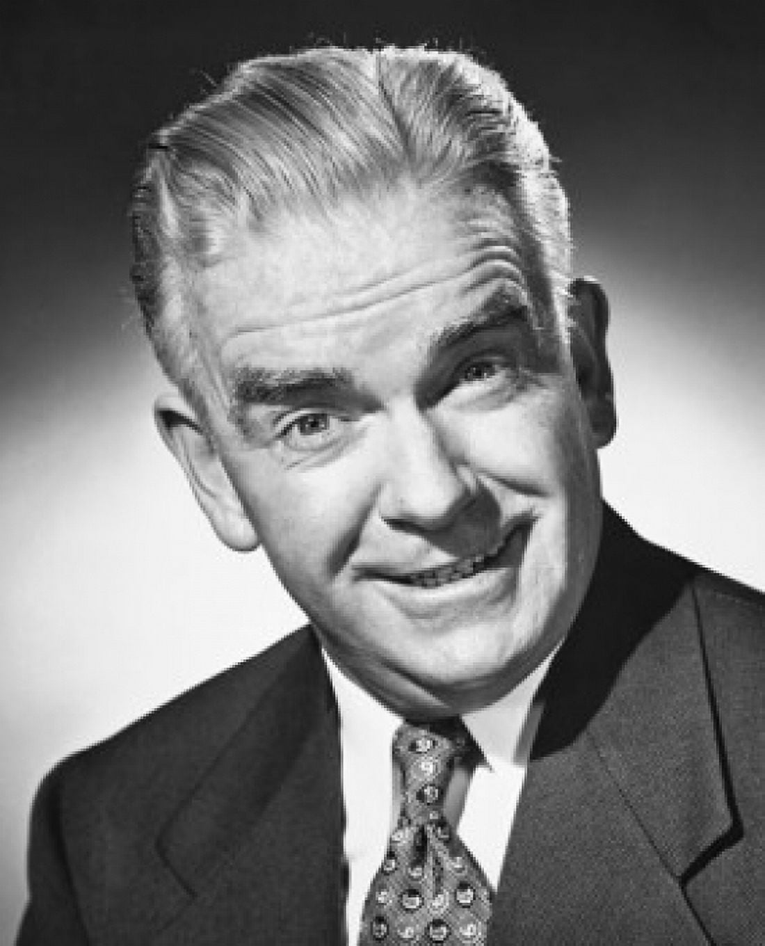 Portrait of a businessman smiling Canvas Art - (18 x 24)