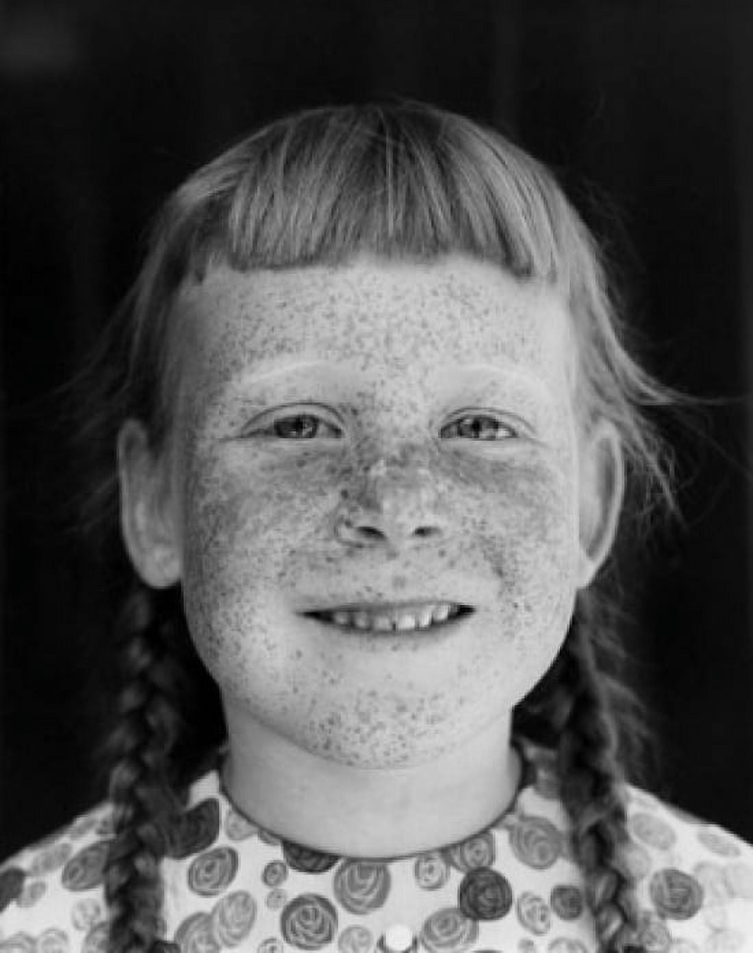 Portrait of a girl smiling Canvas Art - (24 x 36)