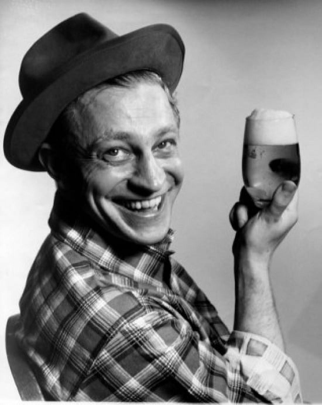 Portrait of a mature man holding a glass of beer Canvas Art - (24 x 36)