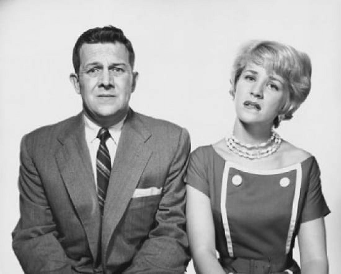 Portrait of a mid adult couple Canvas Art - (24 x 36)