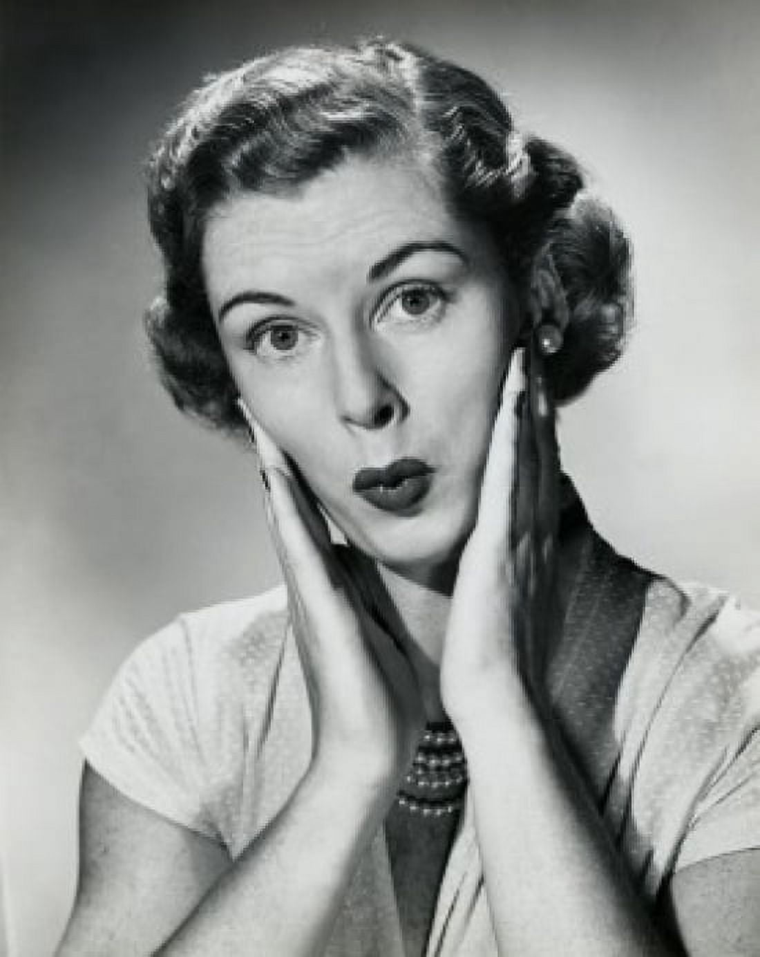 Portrait of a mid adult woman looking surprised Canvas Art - (18 x 24)