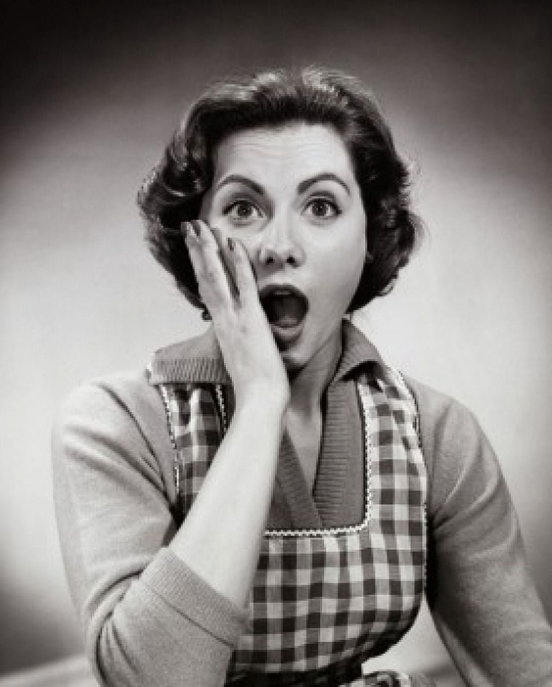 Portrait of a mid adult woman looking surprised Canvas Art - (18 x 24)