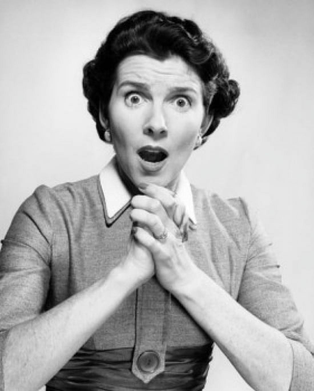 Portrait of a mid adult woman looking surprised Canvas Art - (18 x 24)