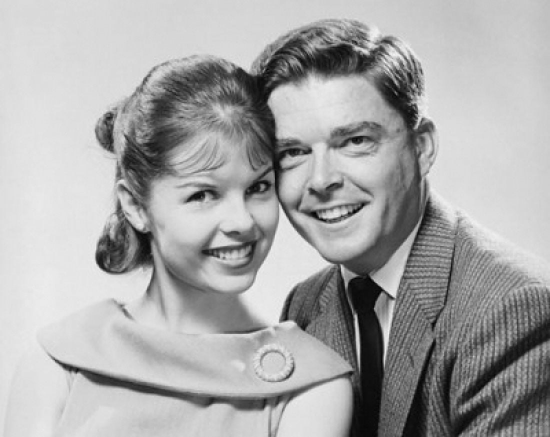 Portrait of a young couple smiling Canvas Art - (18 x 24)