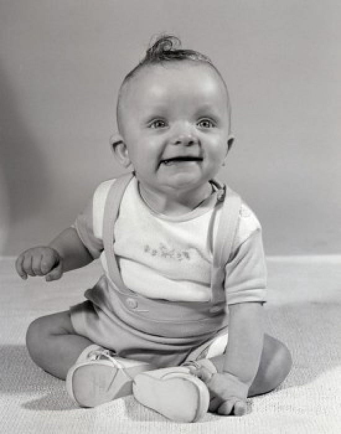 Portrait of baby Canvas Art - (18 x 24)