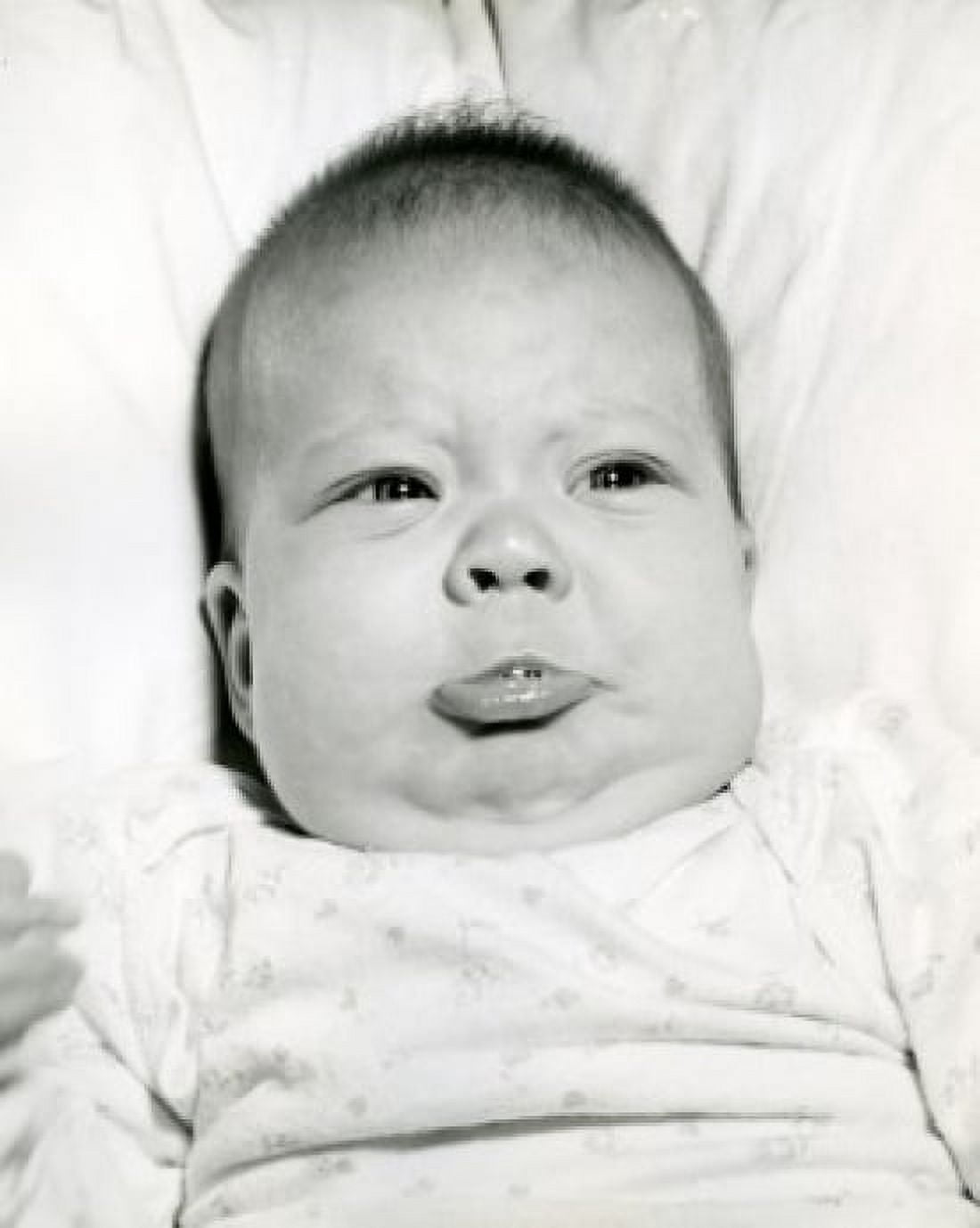 Portrait of baby Canvas Art - (24 x 36)