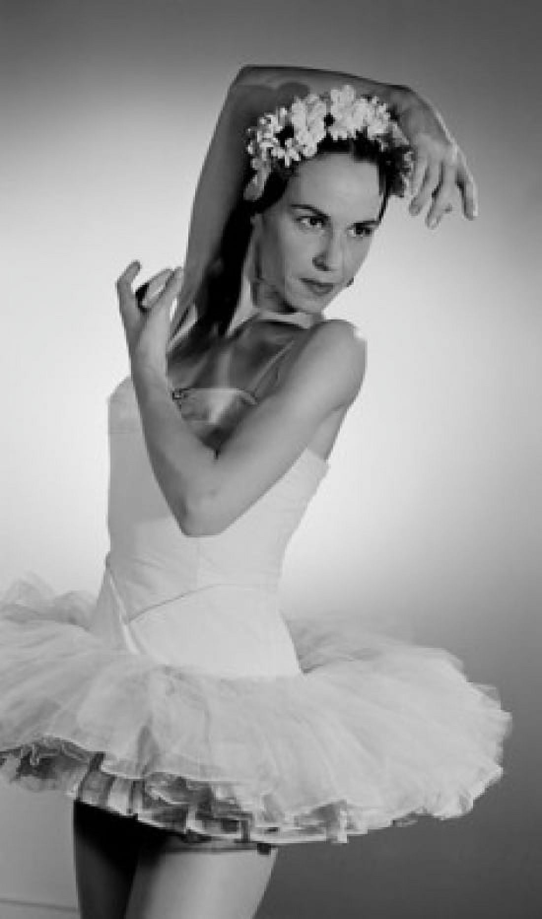 Portrait of ballet dancer posing Canvas Art -  (18 x 24)