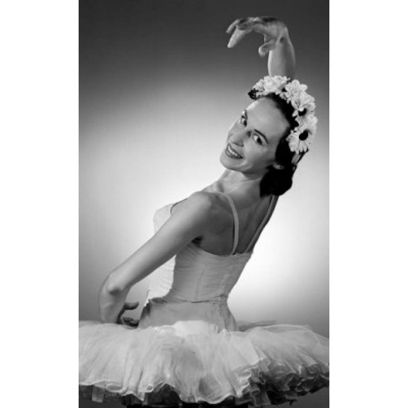 Portrait of ballet dancer posing Canvas Art - (24 x 36)