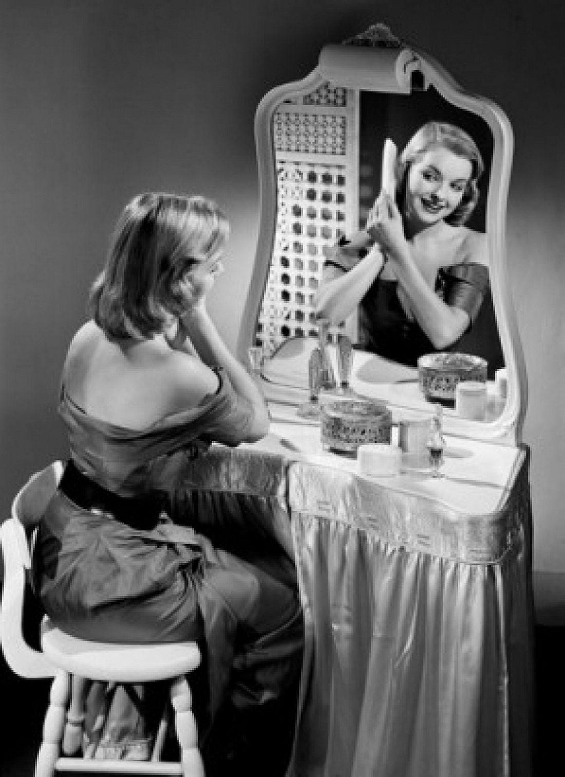 Portrait of beautiful woman combing hair in front of mirror Canvas Art - (18 x 24)