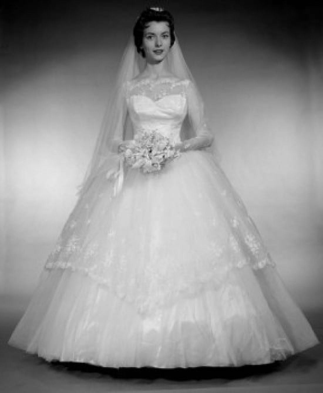 Portrait of bride Canvas Art - (24 x 36)