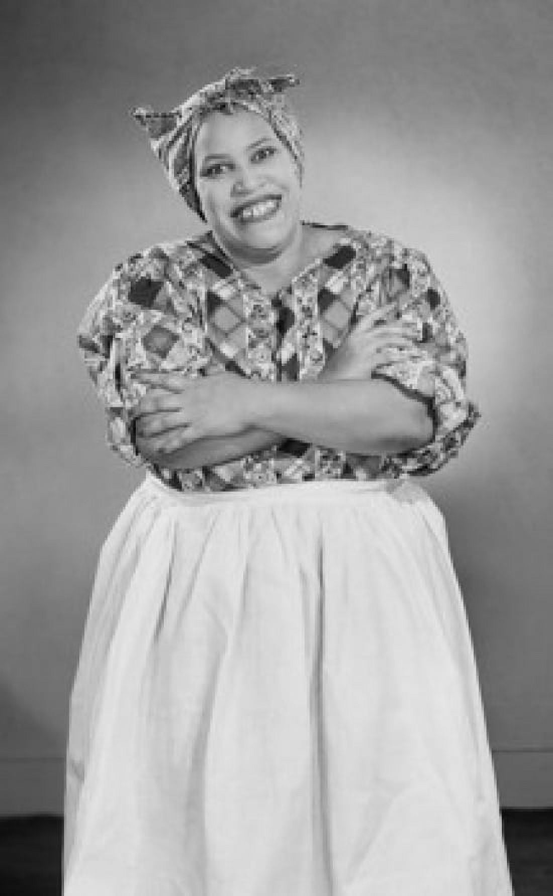 Portrait of cheerful housewife Canvas Art - (24 x 36)
