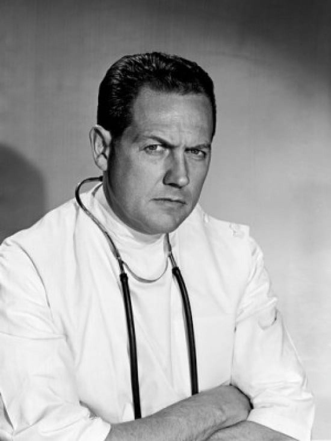 Portrait of mature male doctor Canvas Art - (18 x 24)
