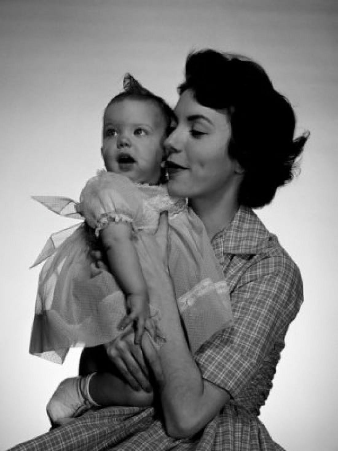 Portrait of mother with baby girl Canvas Art - (18 x 24)
