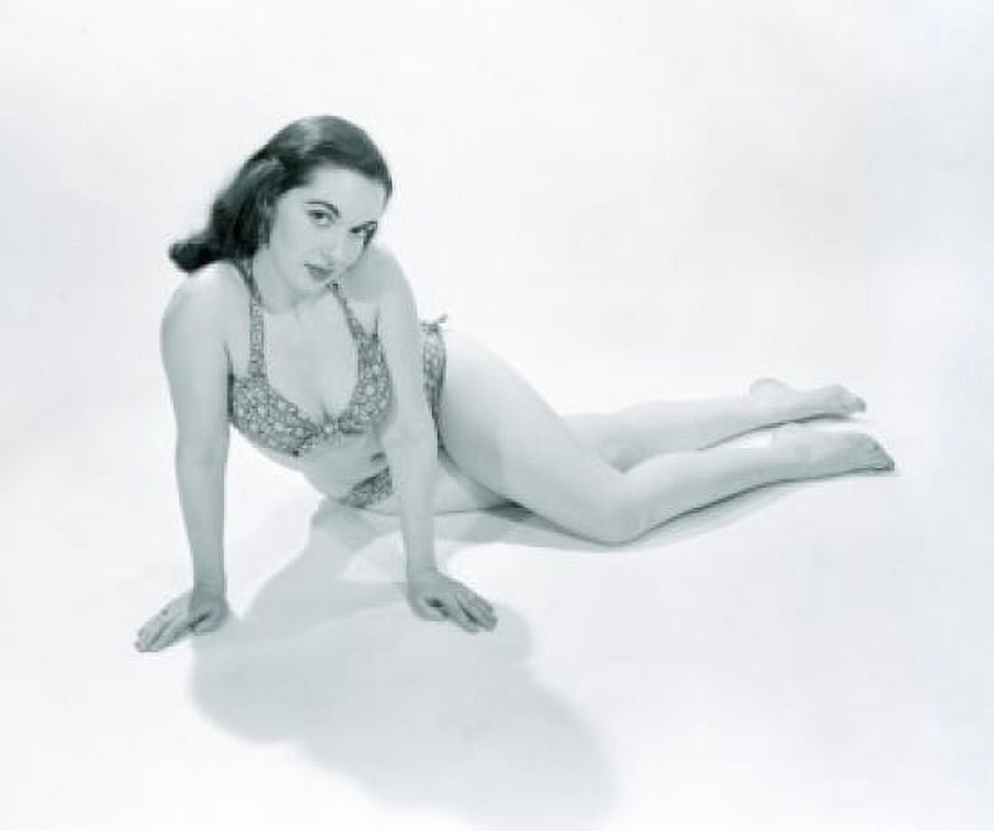 Portrait of pin-up girl wearing bikini Canvas Art - (18 x 24)