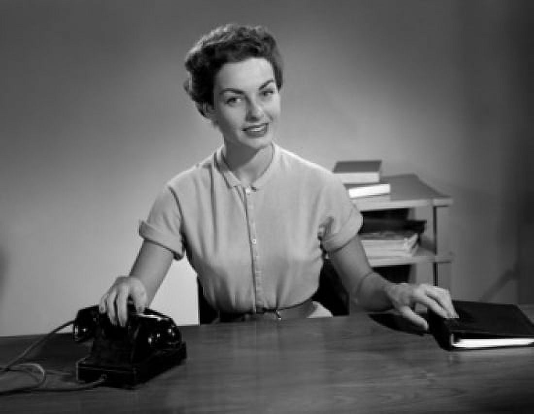 Portrait of secretary in office Canvas Art - (24 x 36)