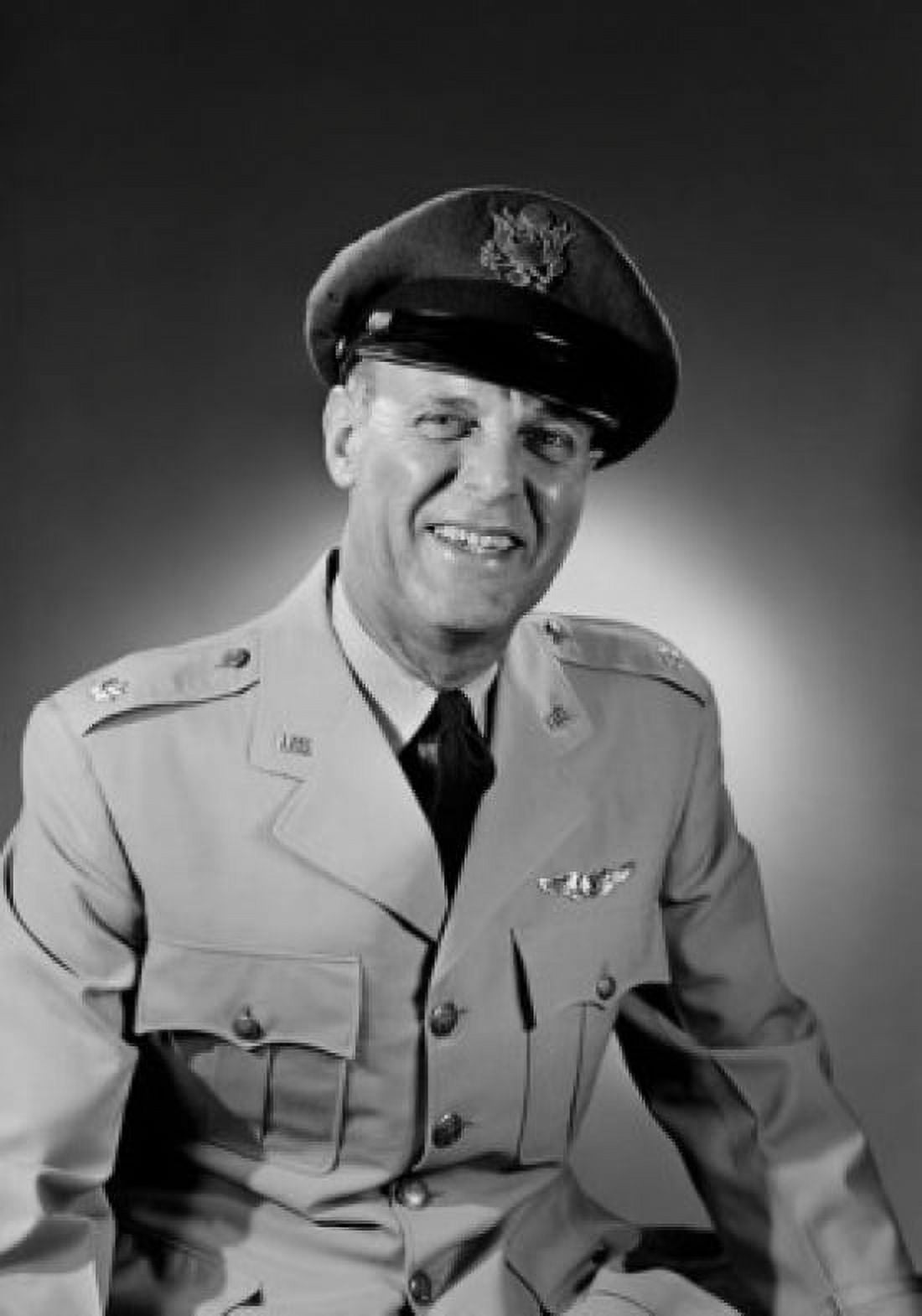 Portrait of senior man in military uniform smiling studio shot Canvas Art - (18 x 24)