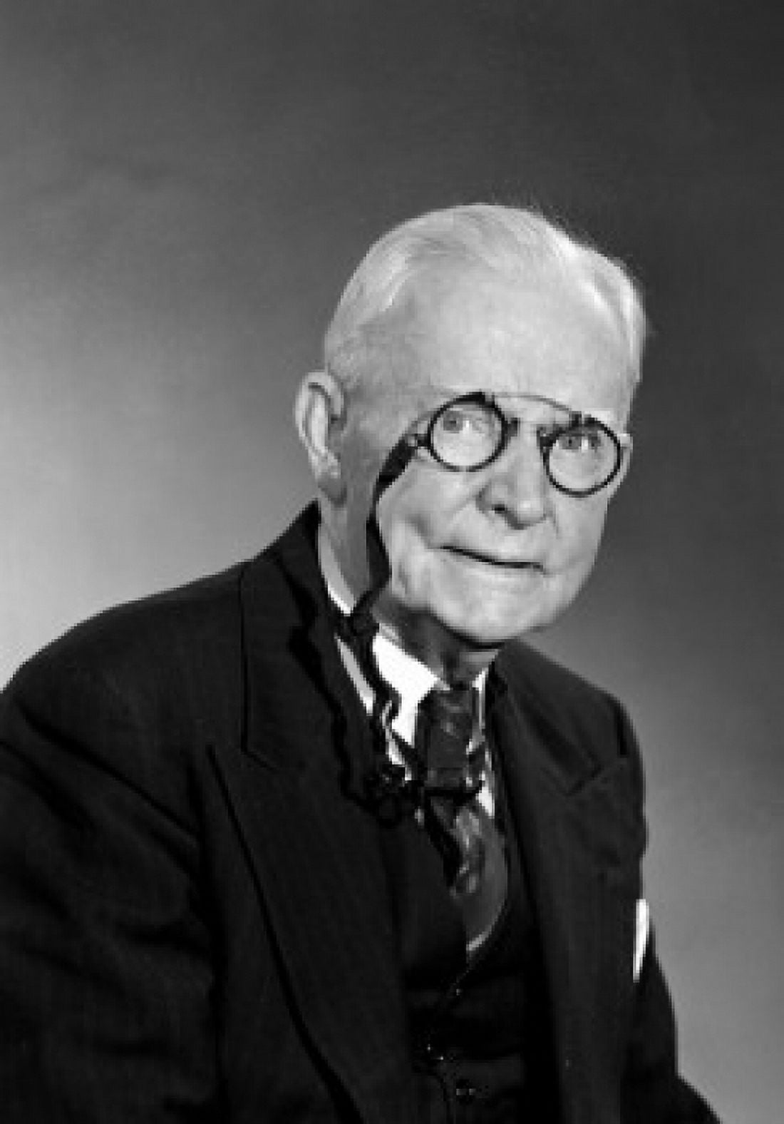 Portrait of senior man wearing pince bez Canvas Art - (18 x 24)
