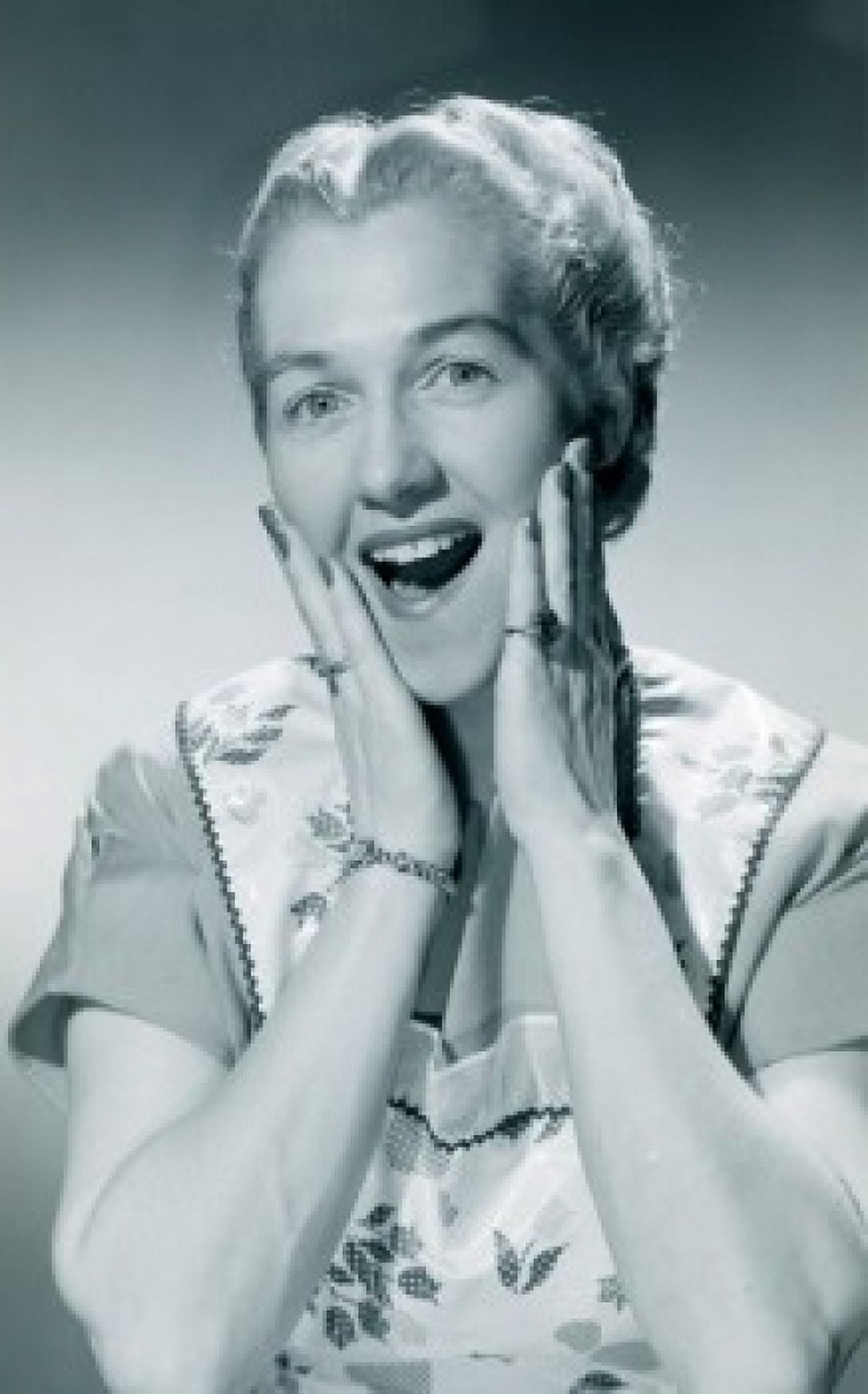 Portrait of surprised housewife Canvas Art - (24 x 36)