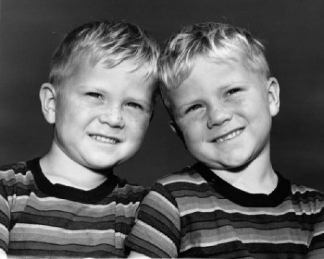 Portrait of twin boys smiling Canvas Art - (24 x 36)