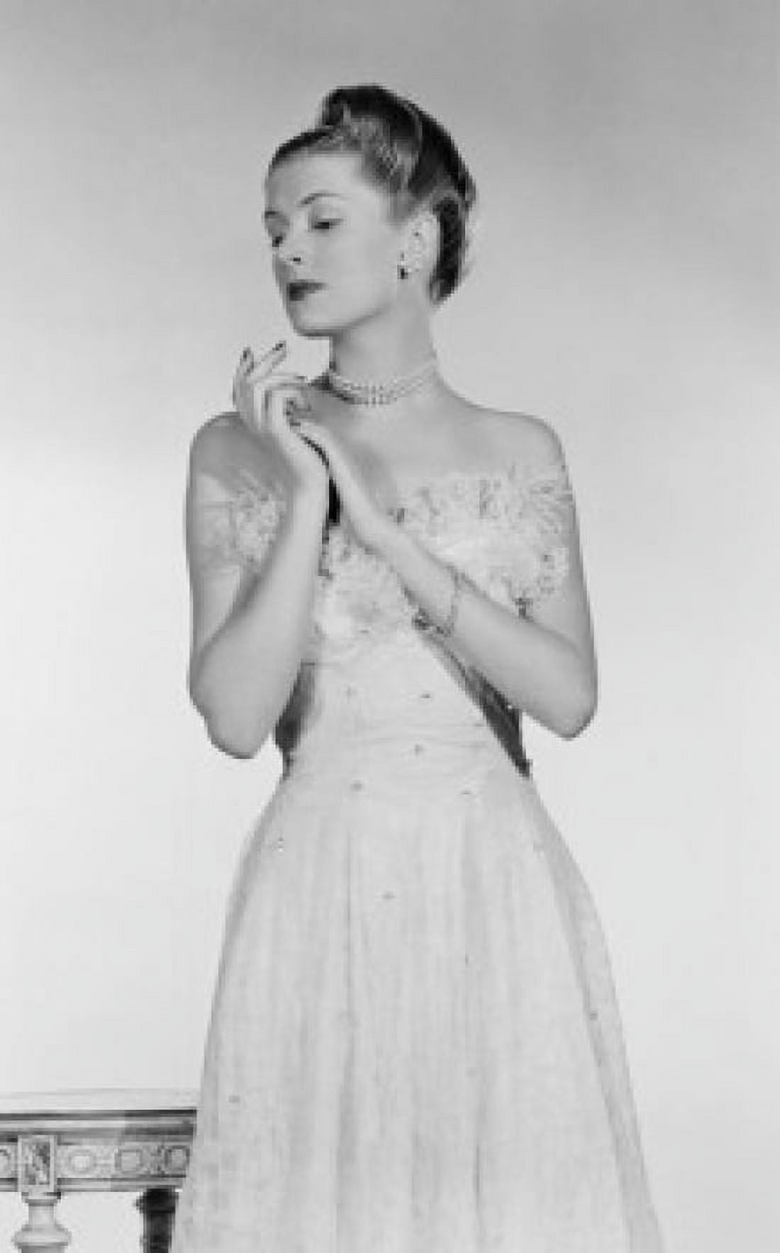 Portrait of young woman in evening dress Canvas Art - (24 x 36)