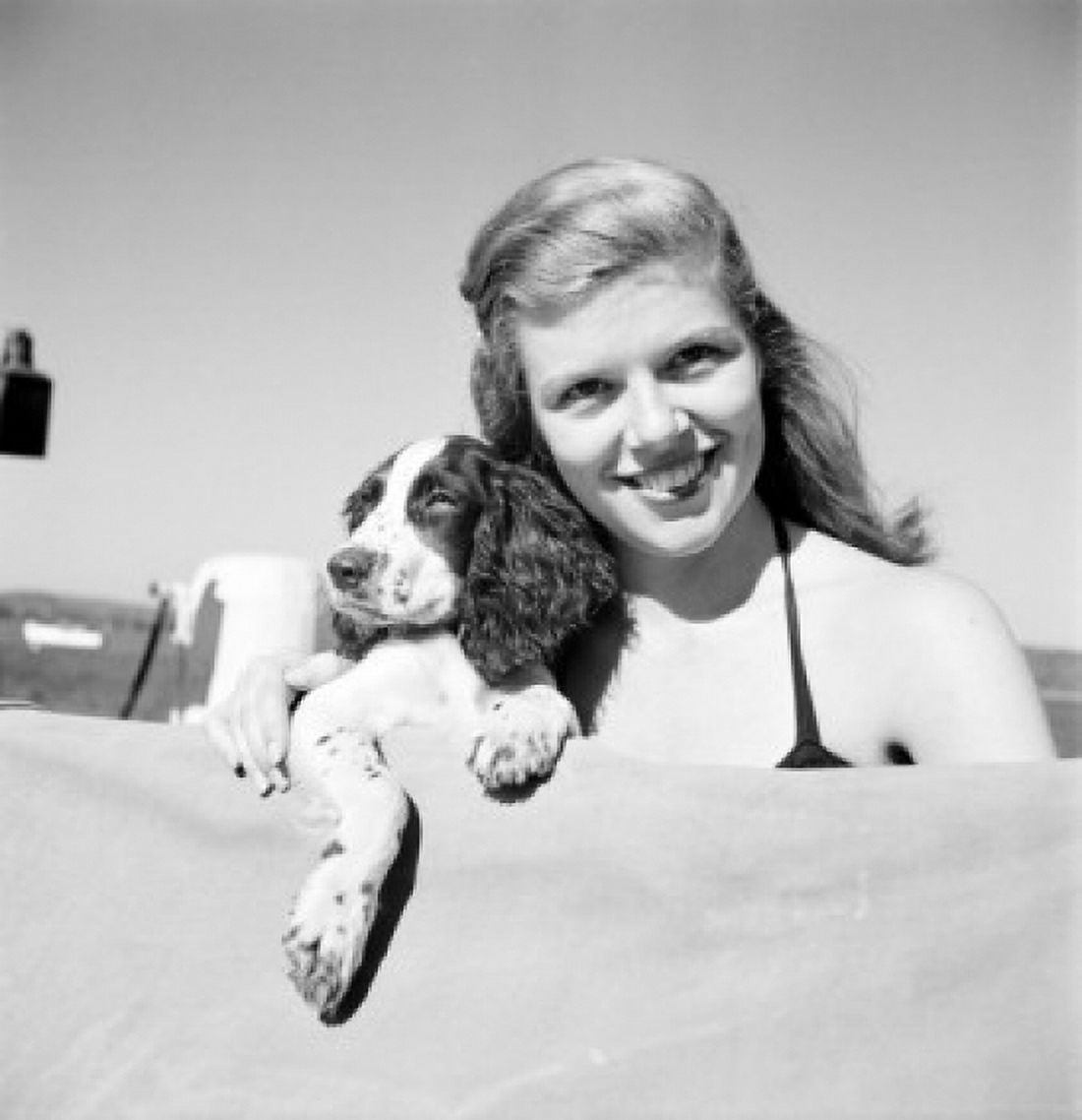 Portrait of young woman with dog Canvas Art - (18 x 24)