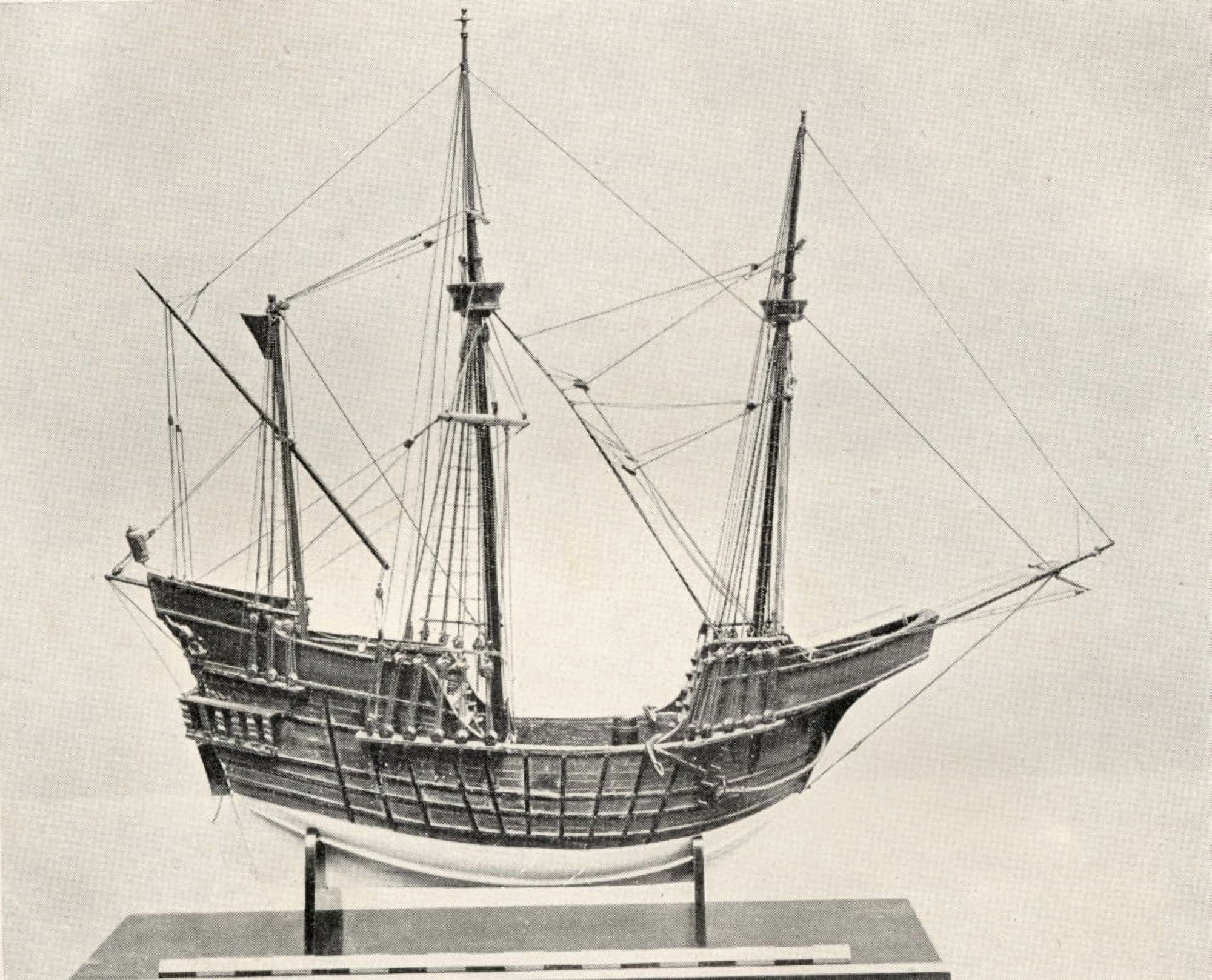 Portuguese Carrack Fifteenth Century Canvas Art - Ken Welsh Design Pics (17 x 13)