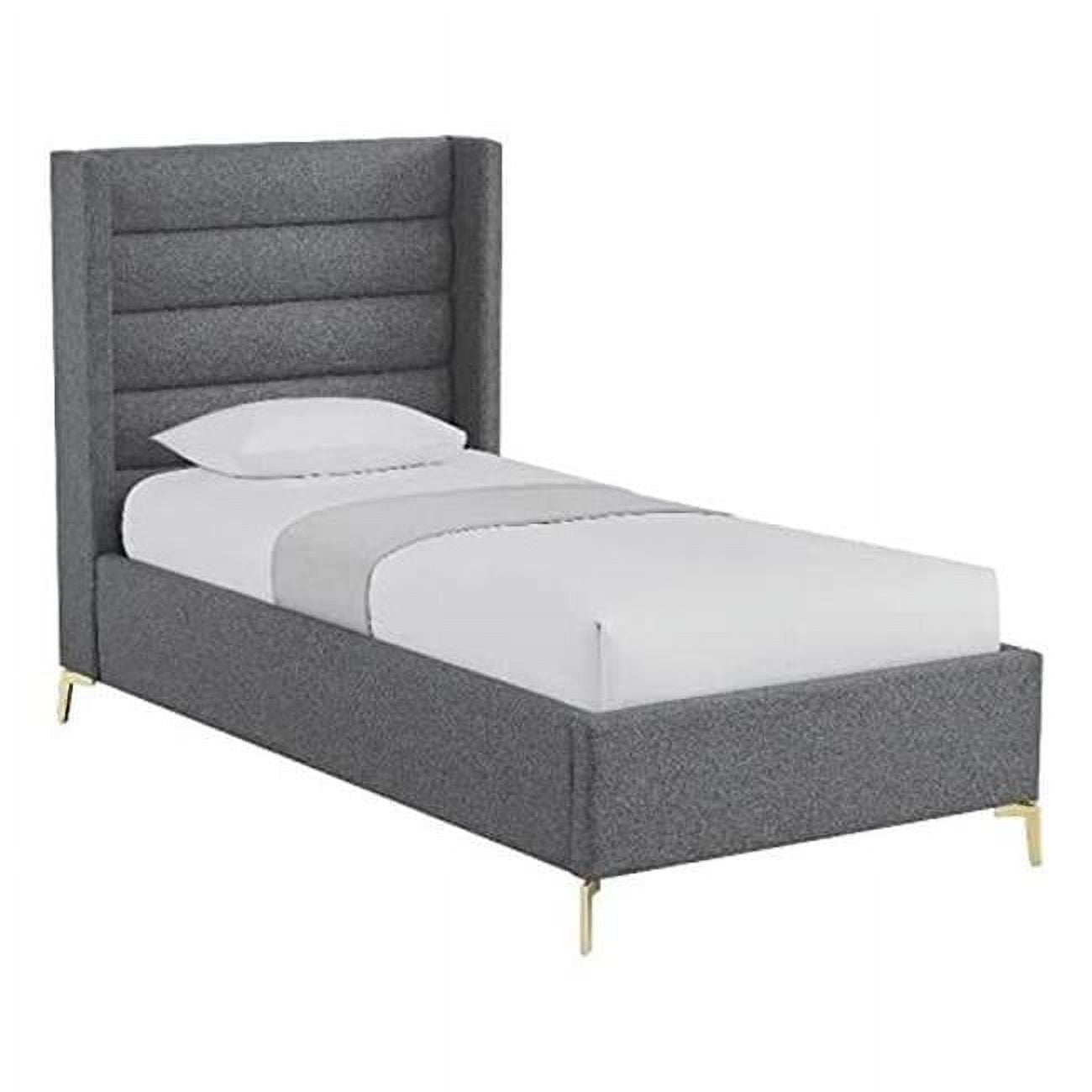 Gray Linen Upholstered Full Platform Bed with Tufted Headboard