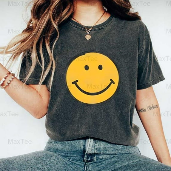 Positive Vibes Cartoon Friendly Smiley Face Bright Graphic Comfort Color T-Shirt, Up to Size 4XL