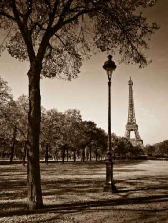 Posterazzi An Afternoon Stroll - Paris I Canvas Art - Jeff Maihara (18 x 24)