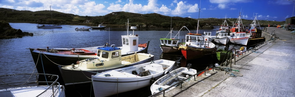 Posterazzi Bunbeg Harbour County Donegal Ireland Harbour With Boats Canvas Art - The Irish Image Collection Design Pics (44 x 14)