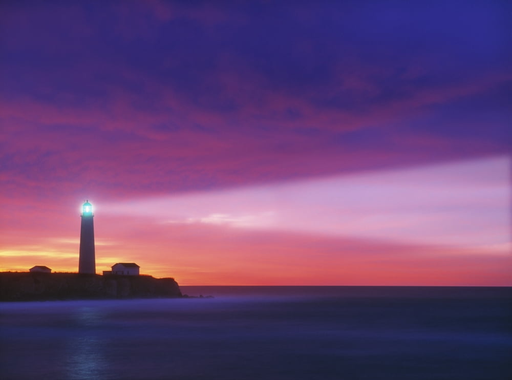 Posterazzi Cap-Des-Rosiers Lighthouse Quebec Canada Canvas Art - Darwin Wiggett Design Pics (32 x 24)