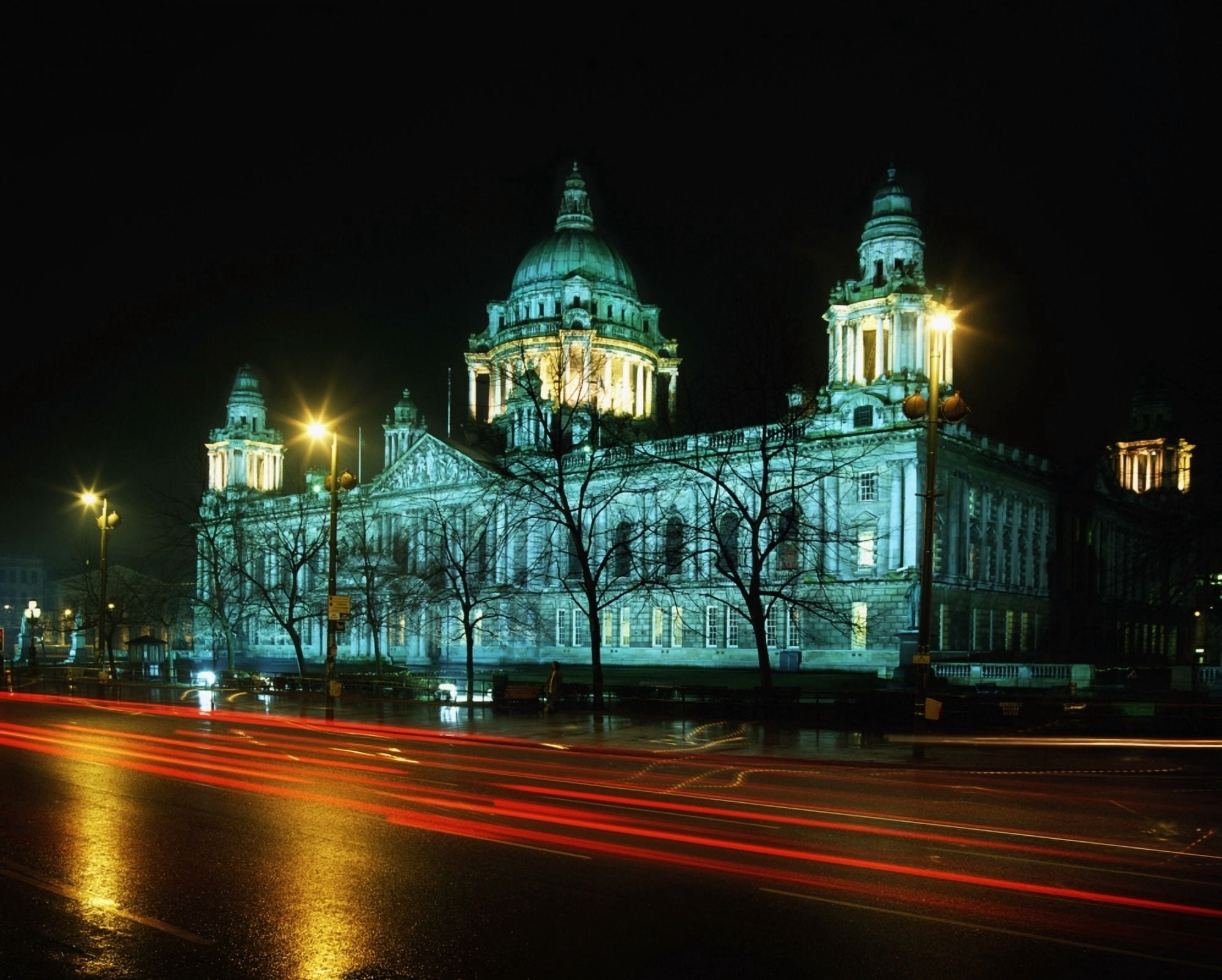 Posterazzi City Hall Belfast Ireland Canvas Art - The Irish Image Collection Design Pics (32 x 24)