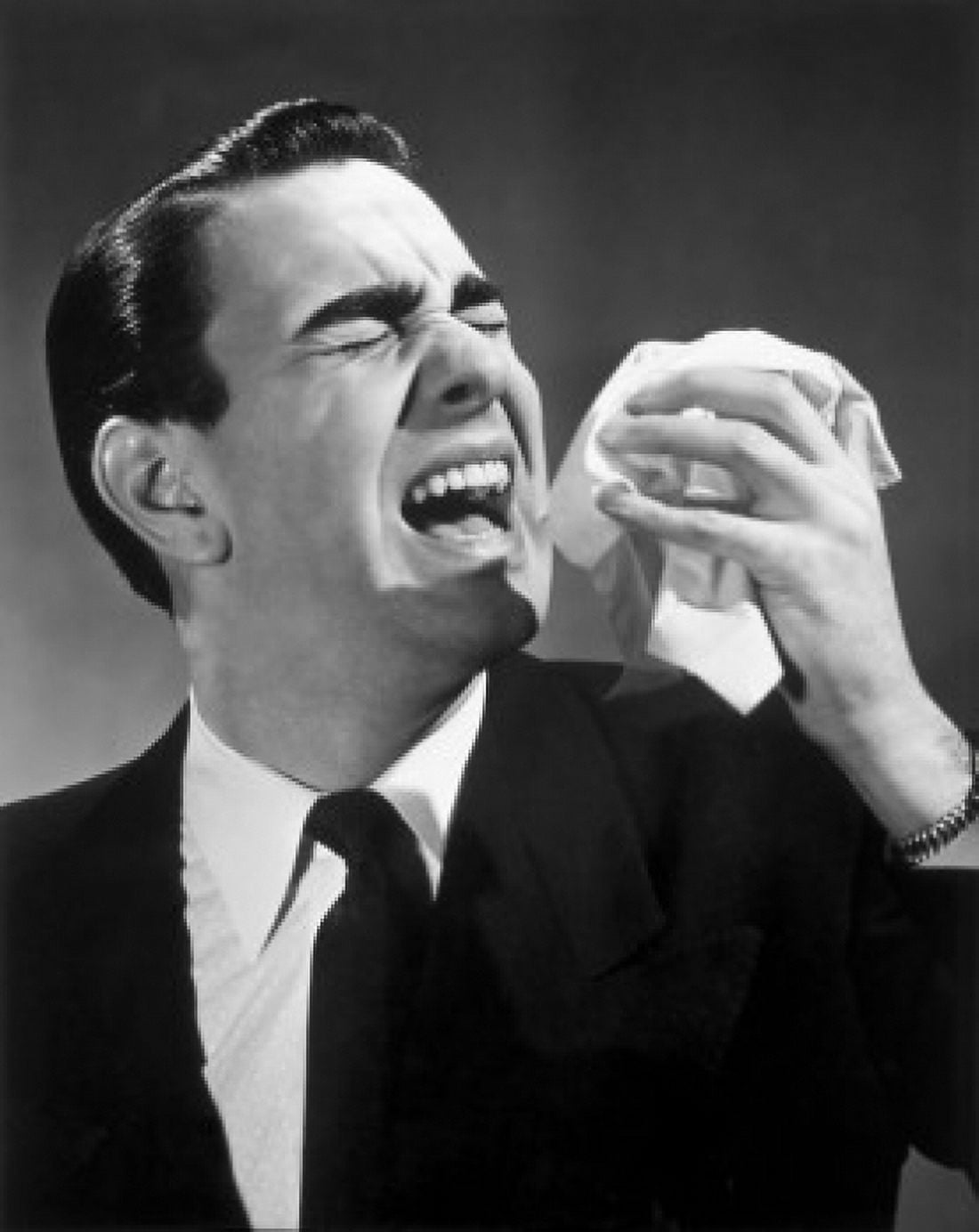 Posterazzi Close-up of mature man sneezing Canvas Art - (24 x 36)