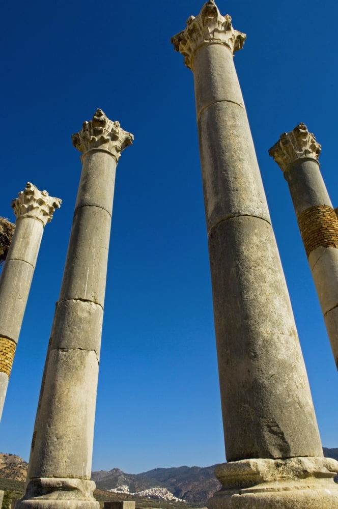 Posterazzi Column In Capitol In Ancient Roman City Canvas Art - Chris Parker Design Pics (24 x 38)