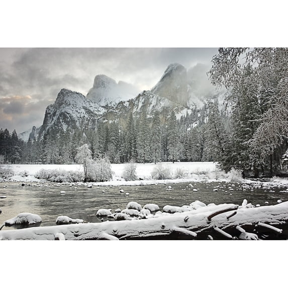 Posterazzi DPI1824913LARGE Yosemite National Park California USA Poster Print by Robert Brown, 36 x 24 - Large