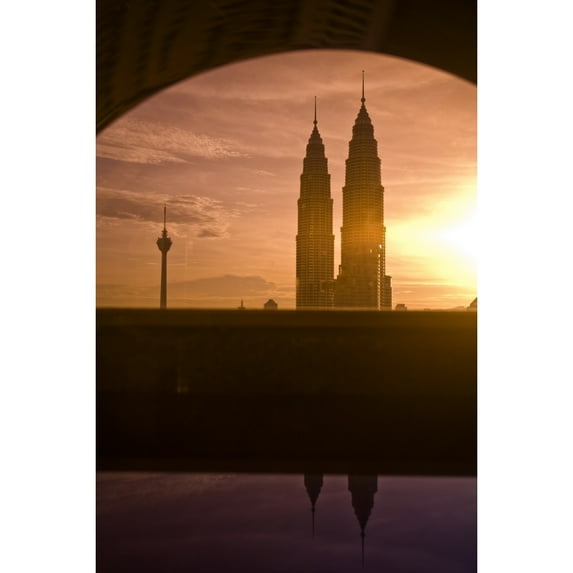 Posterazzi DPI1826966 Kuala Lumpura Capital City Twin Towers Capital of Malaysia Kuala Lumpura Southeast Asia Poster Print by Stuart Westmorland, 11 x 18
