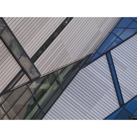 Posterazzi DPI1834840LARGE Royal Ontario Museum Toronto Ontario Canada Poster Print, Large - 36 x 26
