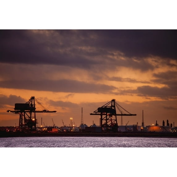 Posterazzi DPI1870066 Teesside England - A Refinery Poster Print, 19 x 12