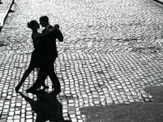 Posterazzi Dancers performing the Tango Canvas Art - Anonymous (22 x 28)