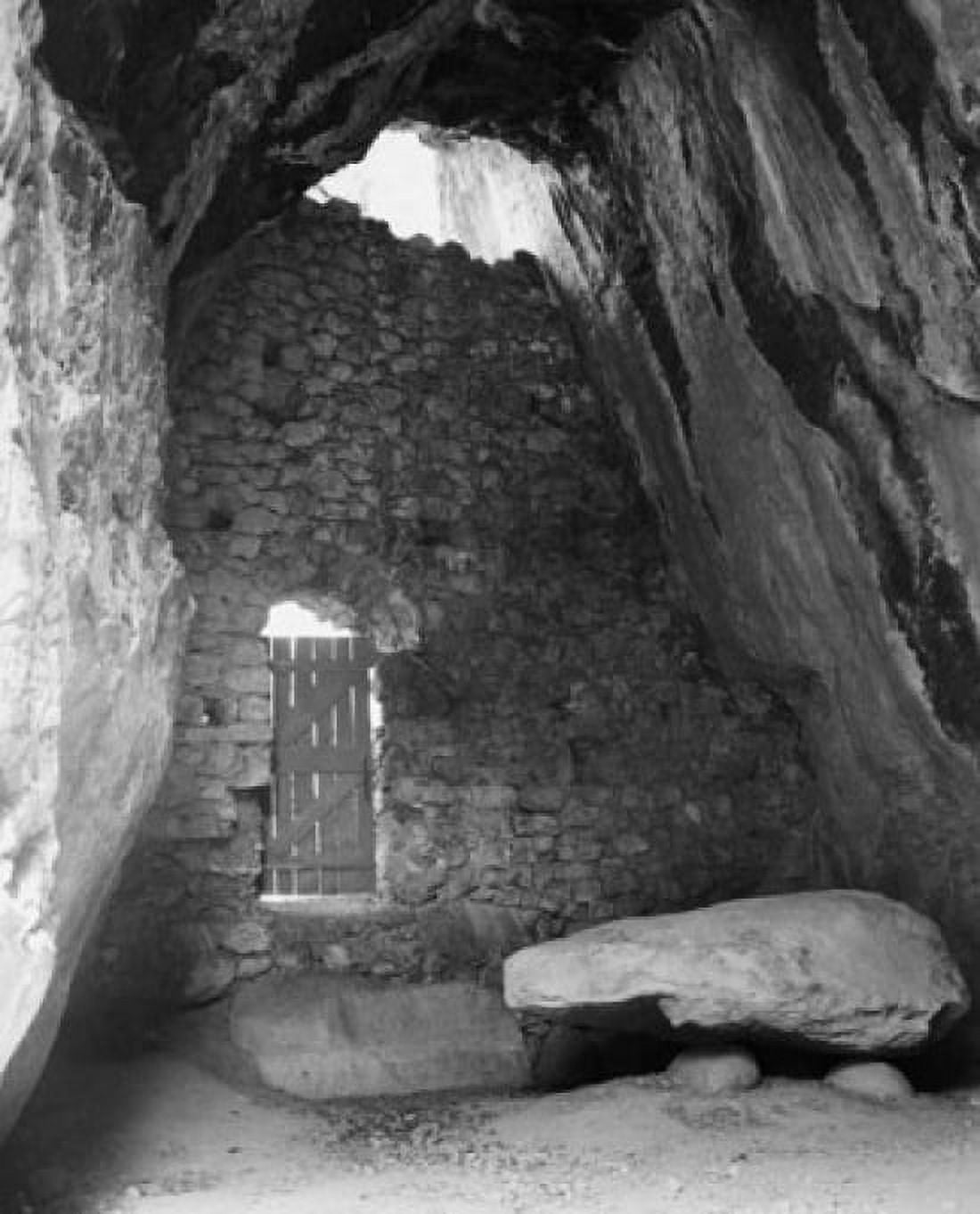 Posterazzi Door in a stone wall Canvas Art -  (24 x 36)