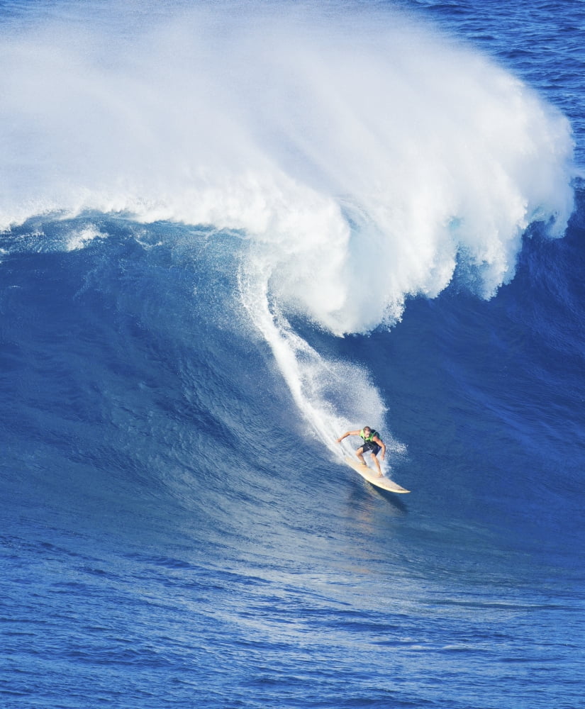 Posterazzi Extreme surfer riding giant ocean wave in Hawaii Canvas Art - Design Pics Vibe Design Pics (24 x 30)