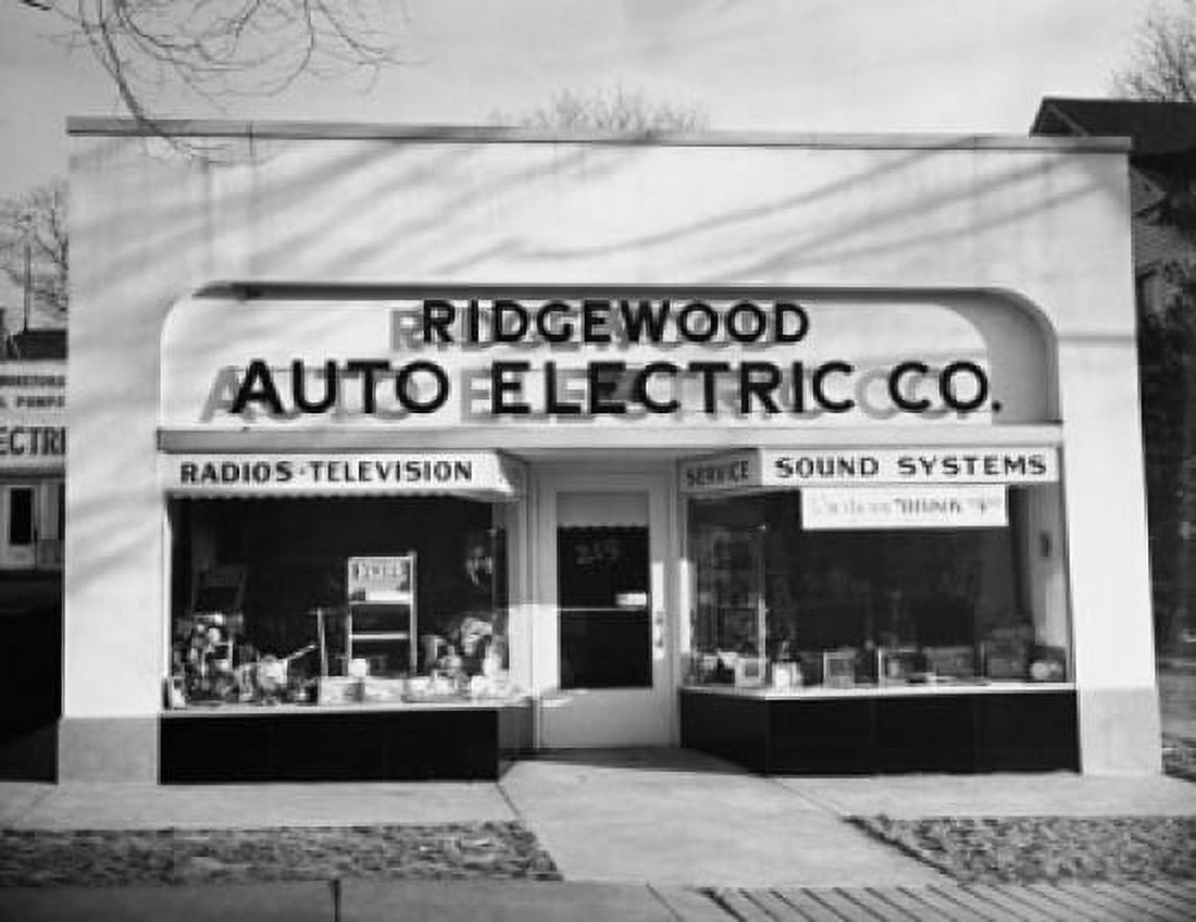 Posterazzi Facade of an electronics store Ridgewood New Jersey USA Canvas Art -  (24 x 36)