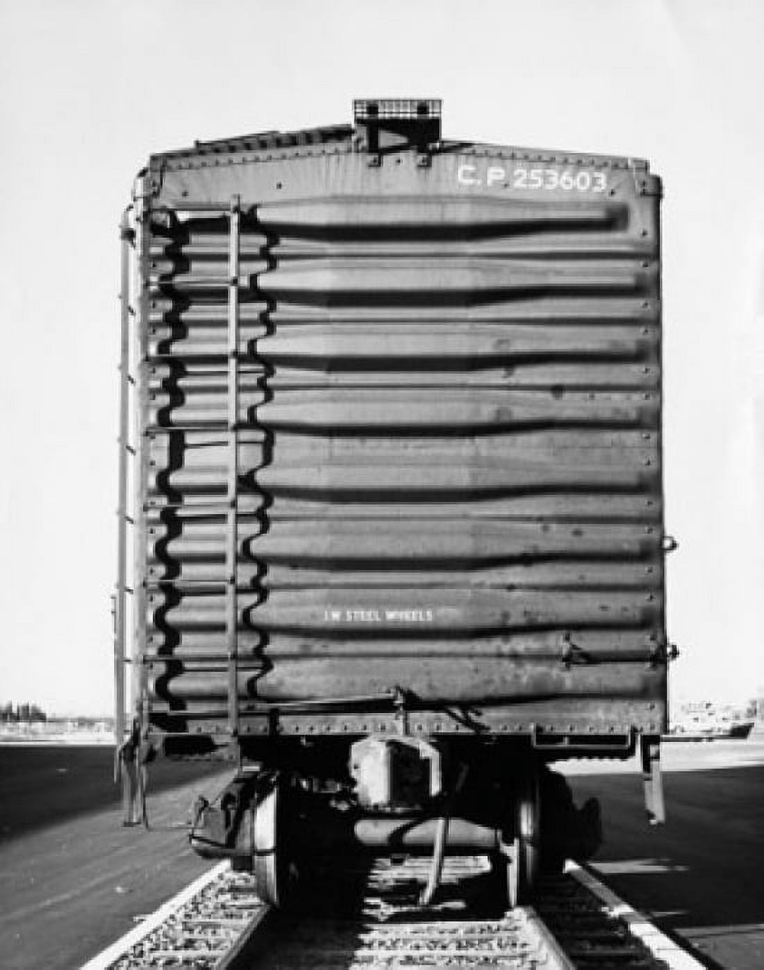Posterazzi Freight train on a railroad track Canvas Art -  (24 x 36)
