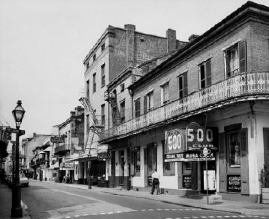 Posterazzi French Quarter New Orleans Louisiana USA Canvas Art - (24 x 36)