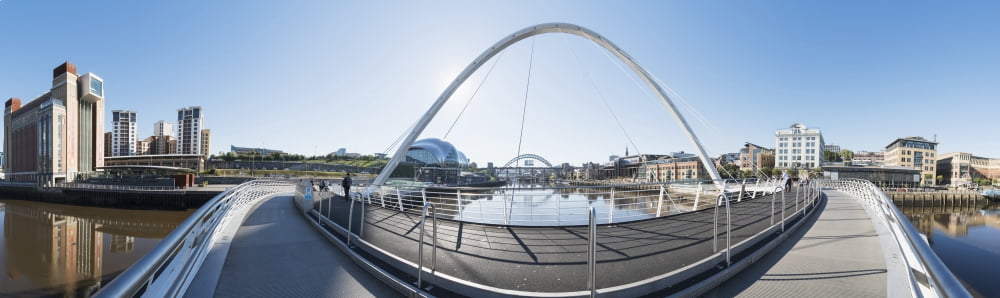 Posterazzi Gateshead Millennium Bridge Newcastle Tyne and Wear England Canvas Art - John Short Design Pics (36 x 11)
